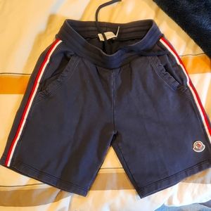 Moncler boy black shorts size 8
